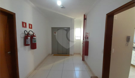 Apartamento à venda com 1 quarto em Vila Costa do Sol, São Carlos, SP