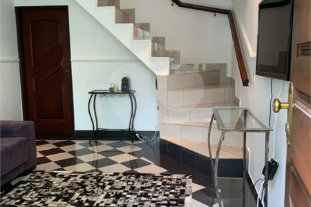 Casa com 115m², 3 dormitórios, 1 vaga, à venda na Penha.