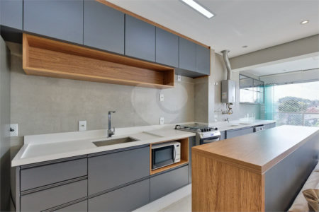 Apartamento com 68m² sala 02 ambientes, 02 dormitórios, sendo 01 suíte banheiro social e vaga no subsolo.! Venha conhecer!