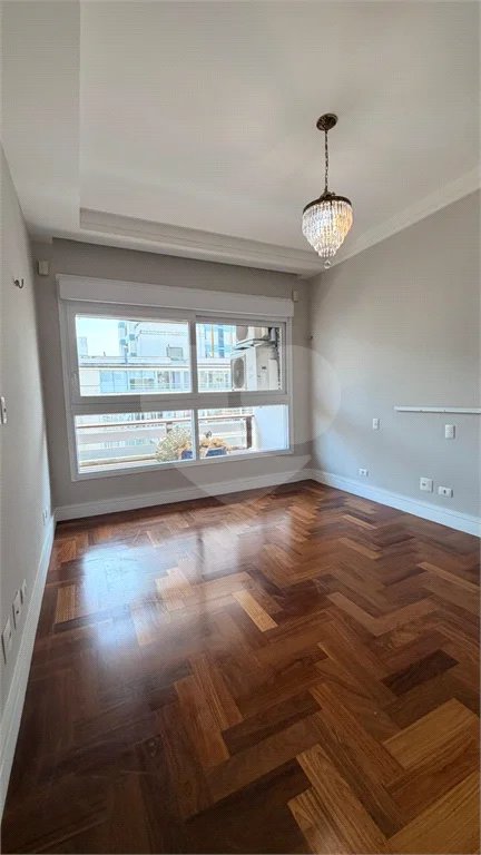 Apartamento à venda com 4 suítes em Jardim Portal I e II, São Paulo, SP