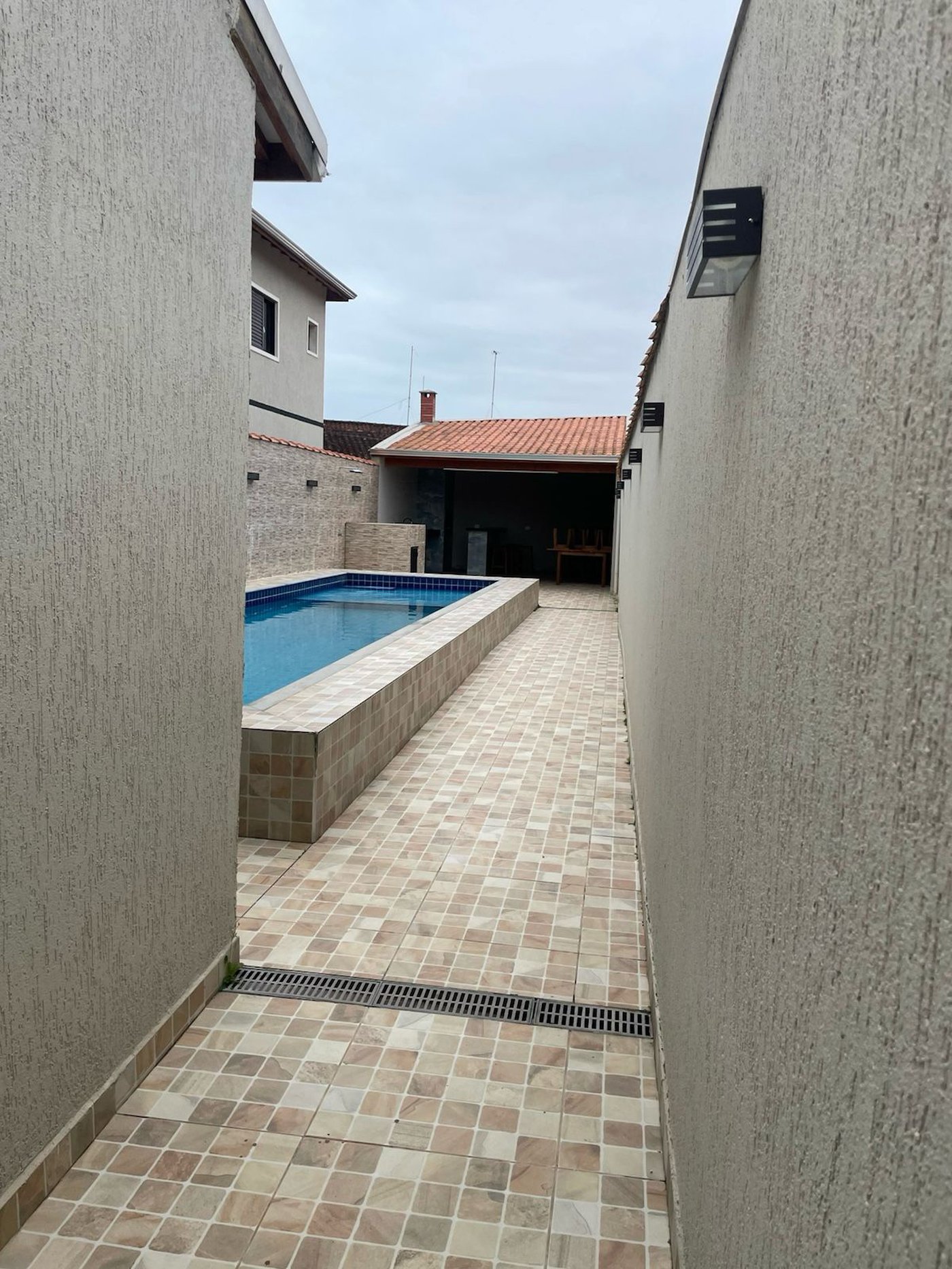 ✨ Sobrado em Condomínio com Piscina – Jardim Real | Praia Grande ✨