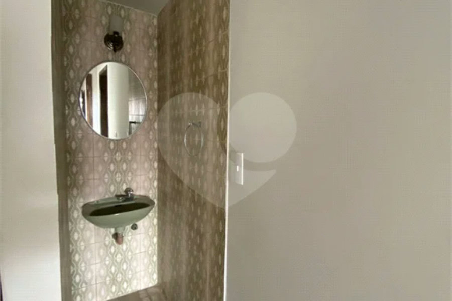 Sobrado comercial para alugar com 3 quartos no Centro de Piracicaba
