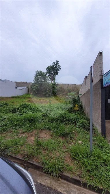 Terreno / Lote a Venda no Residencial Parque dos Pinheiros em Vinhedo/SP