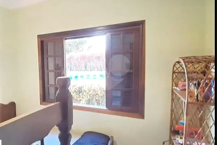 Belíssima casa com 04 dormitórios em Itanhaém