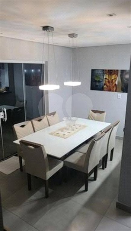 Casa à venda com 3 quartos, sendo 1 suíte, no condomínio Ibiti Royal Park, Sorocaba - SP