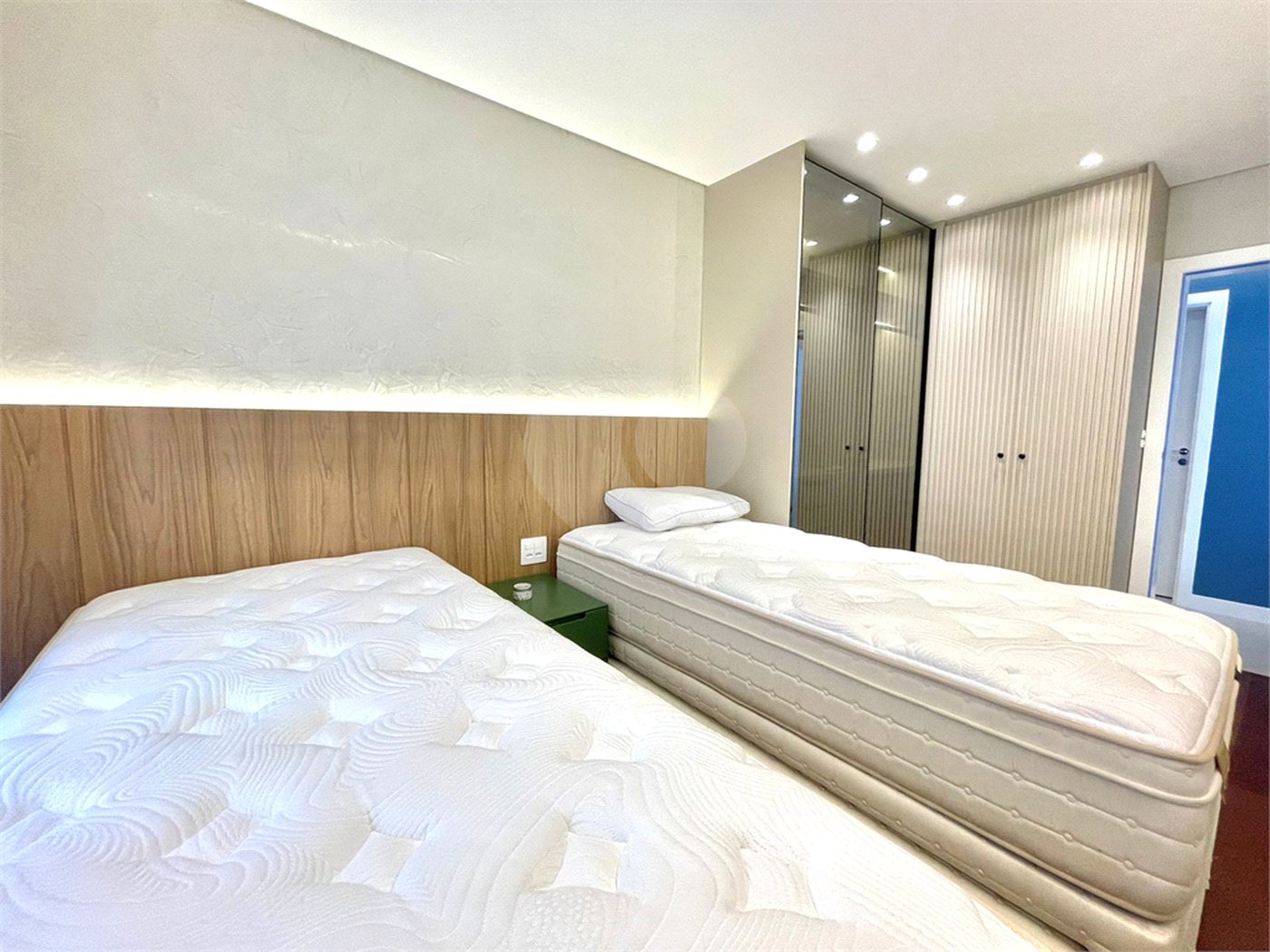 Apartamento à venda com 3 suítes em Jurerê, Florianópolis, SC