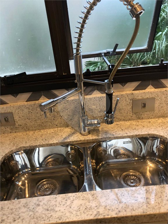 Apartamento à venda com 4 suítes em Vila Suzana, São Paulo, SP