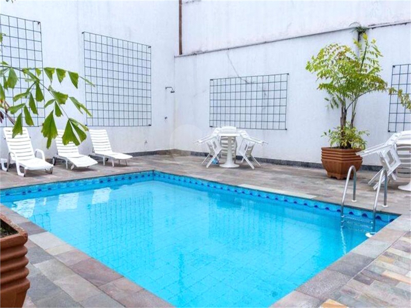 Apartamento à venda ou para alugar com 4 suítes em Jardim da Saúde, São Paulo, SP