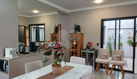 Casa à venda com 3 quartos, sendo 1 suíte, no condomínio Golden Park Residence, Sorocaba - SP