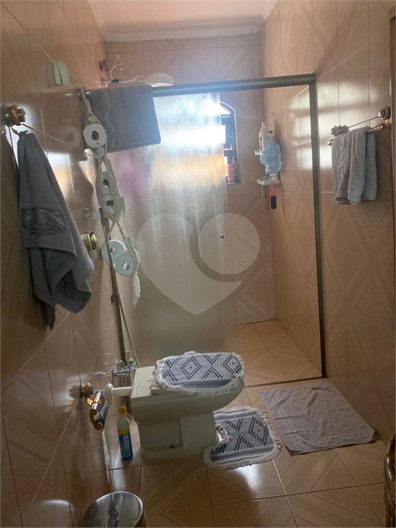 Sobrado à venda com 3 quartos em Jardim Imperador, Suzano, SP