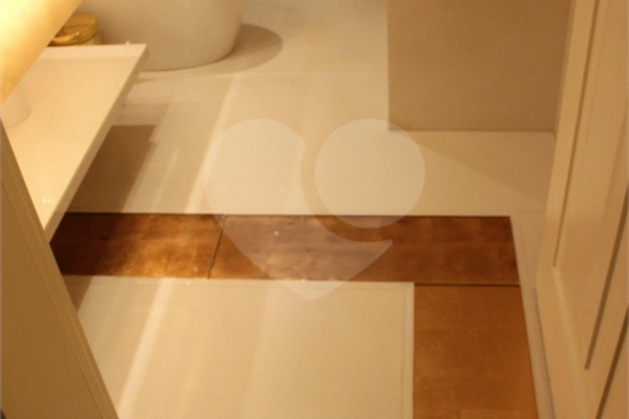 Apartamento à venda com 4 suítes em Santana, São Paulo, SP
