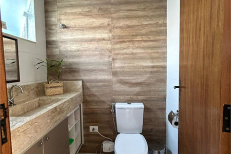 Sobrado à venda com 3 quartos, sendo 1 suíte,  em Villa Di Cesar, Mogi das Cruzes, SP