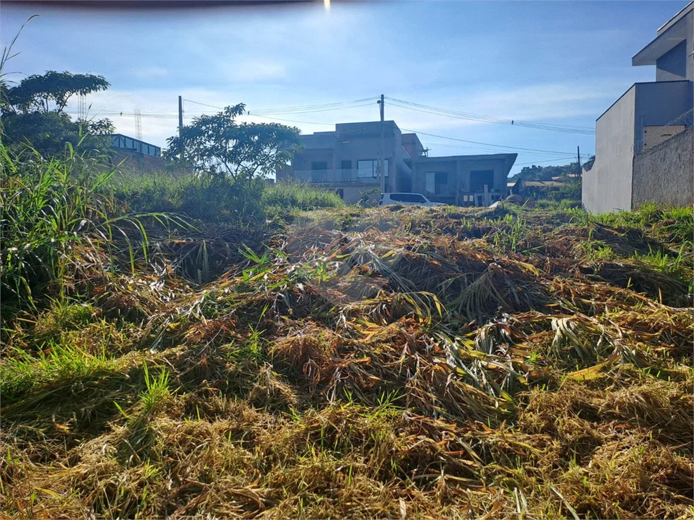 Terreno de 274 metros - Próximo ao Centro de Louveira