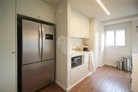 Apartamento à venda com 2 quartos, sendo 1 suíte,  em Vila Olímpia, São Paulo, SP