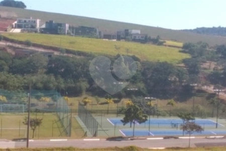 Sobrado à venda com 4 quartos, sendo 3 suítes, em Condomínio Residencial Shamballa Iii, Atibaia, SP