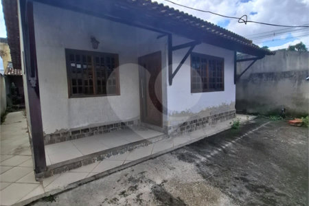 Casa Térrea à venda com 3 quartos, sendo 1 suíte, em Campo Grande, Rio de Janeiro, RJ