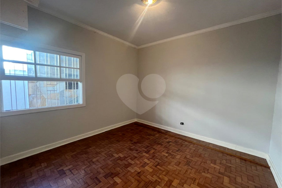 Casa Terrea a venda no bairro do Jardim França