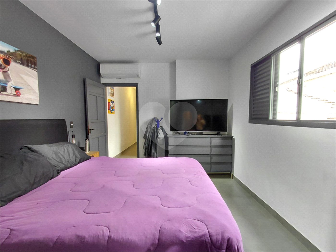 Sobrado à venda com 3 quartos, sendo 1 suíte, em Vila Romana, São Paulo, SP
