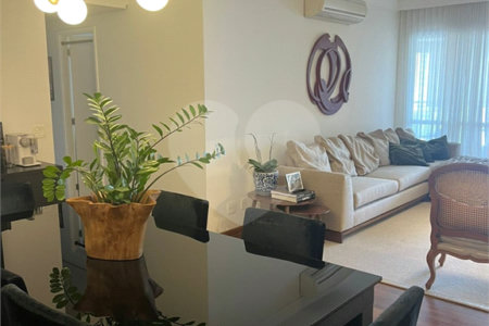 Apartamento à venda com 4 quartos, sendo 2 suítes,  em Brooklin Paulista, São Paulo, SP
