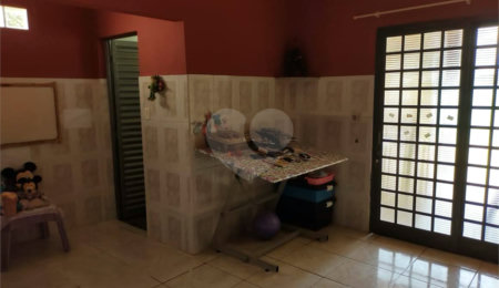 Casa de Vila à venda com 3 suítes em Vila Nova, Itapetininga, SP