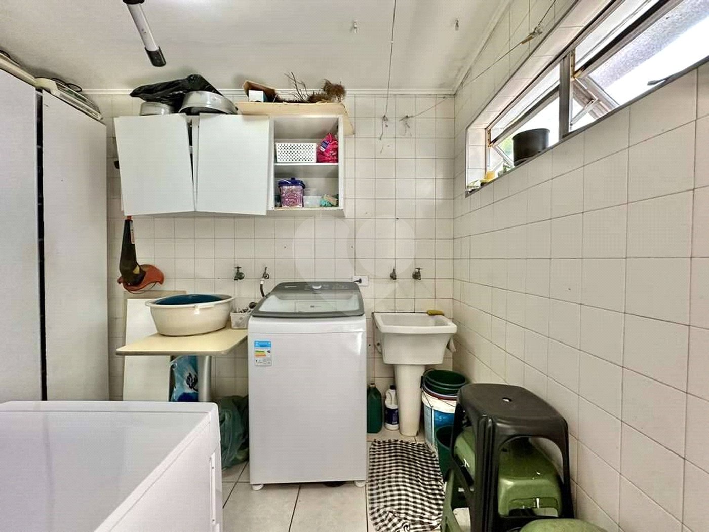 Sobrado à venda com 4 quartos, sendo 2 suítes, em Jardim Jussara, São Paulo, SP