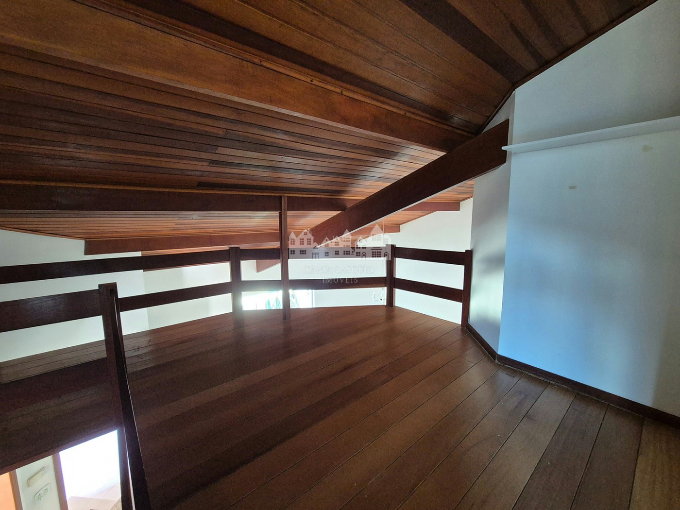 Casa à venda com 3 quartos, sendo 1 suíte, em Retiro das Fontes, Atibaia, SP