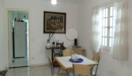 Casa à venda com 3 suítes em Vila Universitária, São Paulo, SP