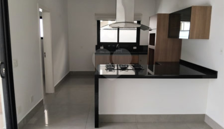 Casa à venda com 3 suítes no condomínio Condomino Parque dos Alecrins, Campinas - SP