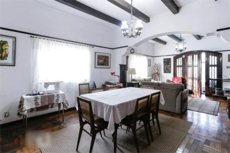 Casa à venda com 4 quartos, sendo 1 suíte, em Lapa, São Paulo, SP