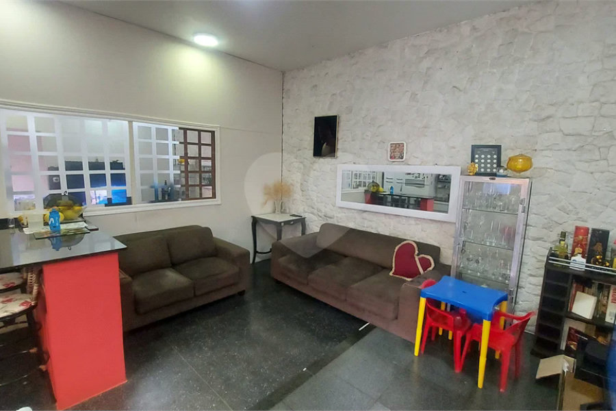 Casa à venda com 5 quartos, sendo 1 suíte, em Jabaquara, São Paulo, SP