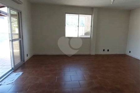 Cobertura à venda com 4 quartos, sendo 1 suíte, em Tijuca, Rio de Janeiro, RJ