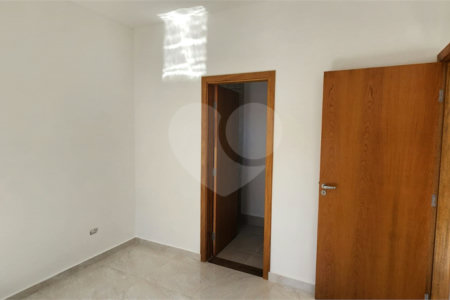 Casa para alugar com 2 suítes no condomínio Vilagio, Atibaia - SP