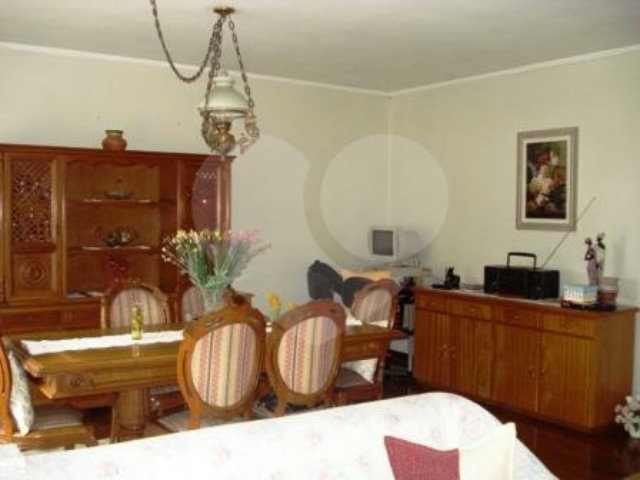 Sobrado à venda com 3 quartos, sendo 1 suíte,  em Vila Nova Mazzei, São Paulo, SP