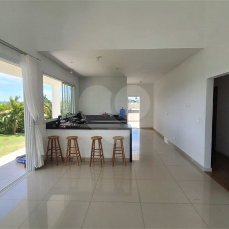 Casa à venda com 4 quartos, sendo 3 suítes,  no condomínio Fazenda Alta Vista, Salto de Pirapora - SP
