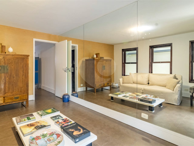 Casa à venda com 3 quartos, sendo 1 suíte,  em Jardim Paulistano, São Paulo, SP
