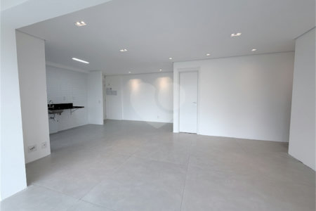 Apartamento à venda com 3 quartos, sendo 1 suíte, em Vila Leopoldina, São Paulo, SP