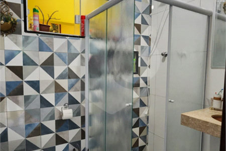 Sobrado à venda com 4 quartos, sendo 1 suíte, em Vila Romão, Salto, SP