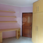 Casa à venda com 3 quartos, sendo 1 suíte, em Santa Marina, Valinhos, SP