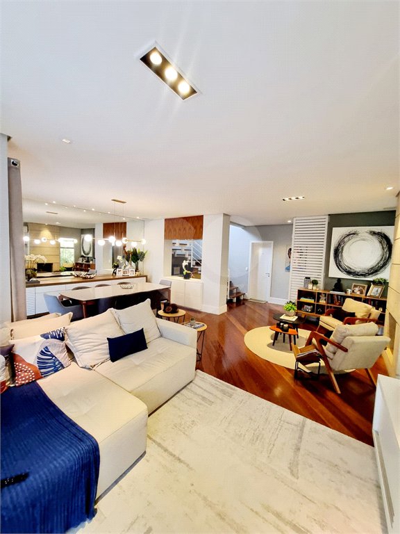 Casa à venda com 3 suítes no condomínio Villa Splendore, São Paulo - SP