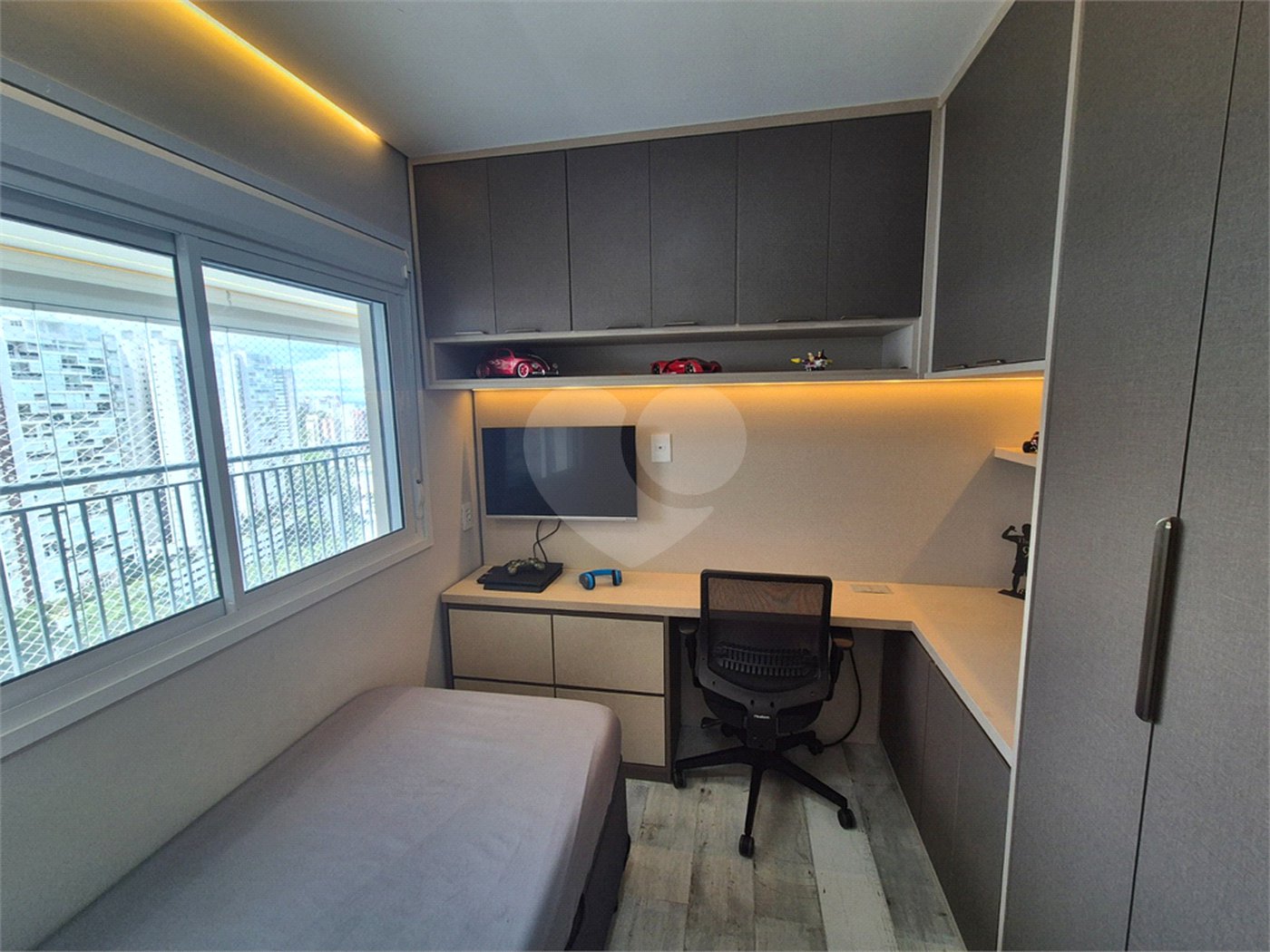 Apartamento à venda com 3 quartos, sendo 2 suítes, em Jardim Caboré, São Paulo, SP