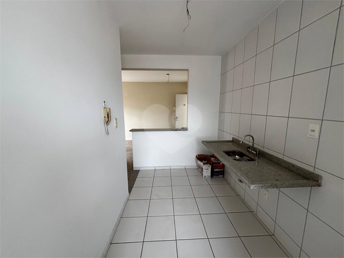 Apartamento à venda com 2 quartos em Guaraú, Salto, SP