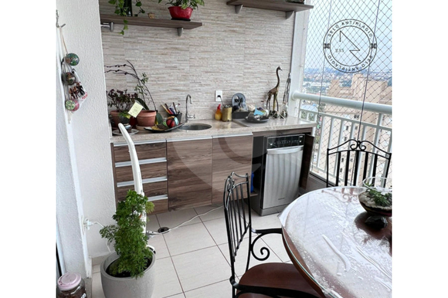 Apartamento à venda com 3 quartos, sendo 1 suíte,  em Vila Lusitânia, São Bernardo do Campo, SP