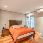 Apartamento à venda com 3 suítes em Chácara Santo Antônio, São Paulo, SP