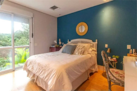 Casa à venda ou para alugar com 4 suítes no condomínio Araucárias, São Paulo - SP