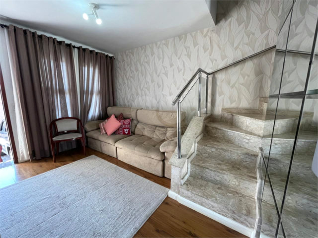 Casa à venda com 2 quartos no condomínio Cond Vitória, São Paulo - SP