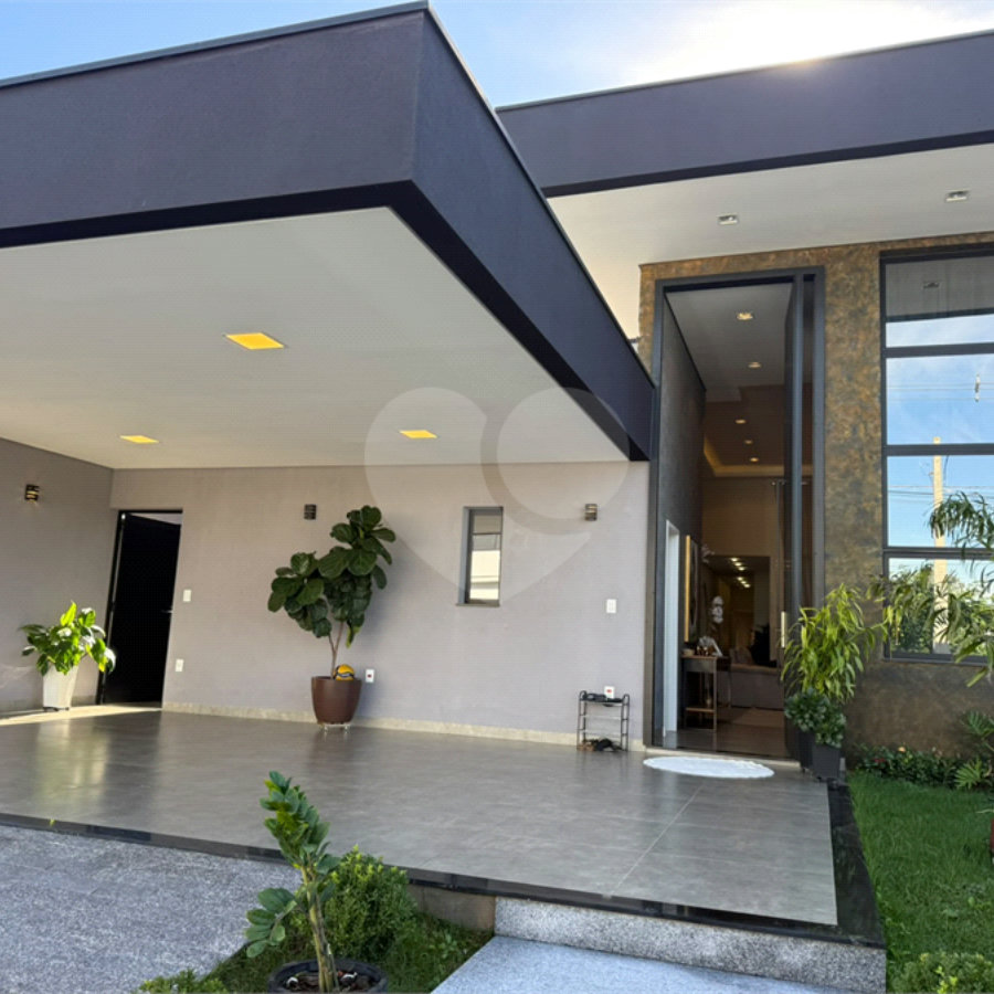 Casa à venda com 3 suítes no condomínio Costa das Areias, Salto - SP
