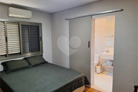 Casa à venda com 3 suítes no condomínio Vinhas da Vista Alegre Sede, Vinhedo - SP