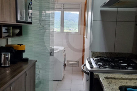 Apartamento à venda com 2 quartos, sendo 1 suíte,  em Vila Mogilar, Mogi das Cruzes, SP