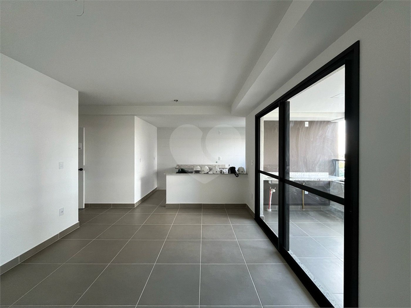 Apartamento à venda com 3 quartos, sendo 1 suíte,  em Além Ponte, Sorocaba, SP