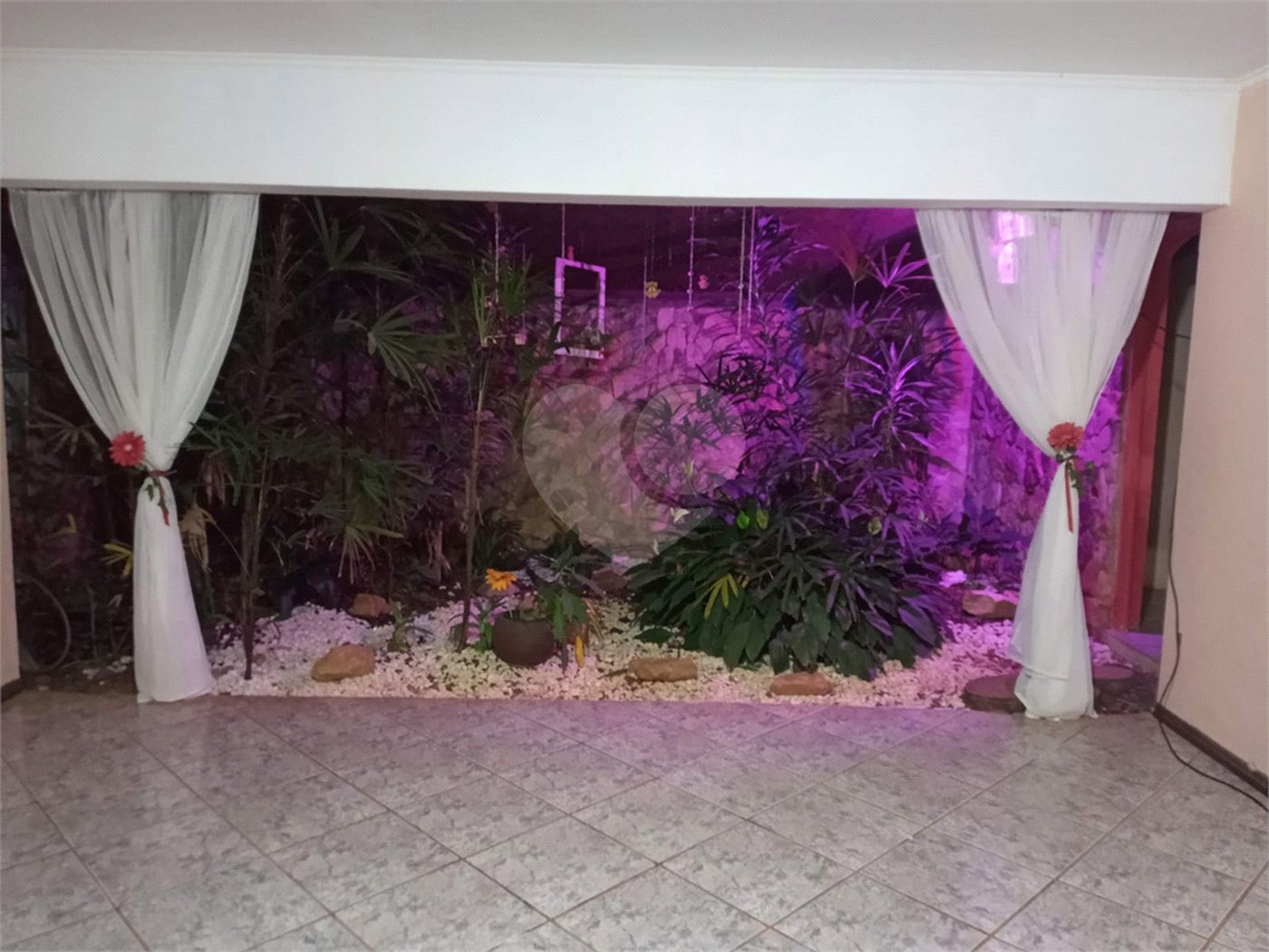 Casa à venda ou para alugar com 9 quartos, sendo 5 suítes, no condomínio Residencial Rio Verde, Araçoiaba da Serra - SP